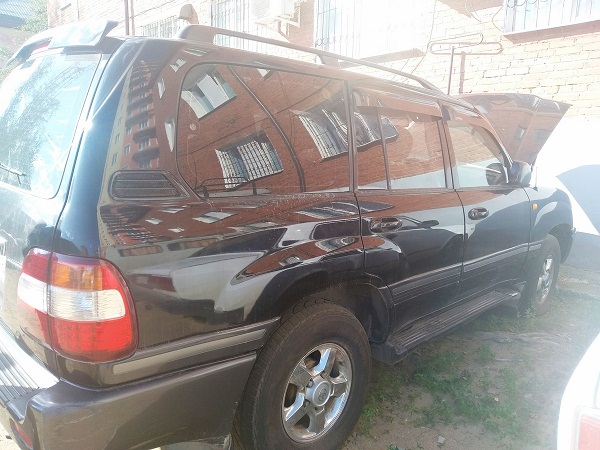        Land Cruiser