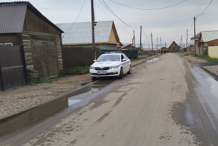 В пригороде Улан–Удэ неизвестный водитель сбил 10–летнюю девочку на велосипеде и скрылся 