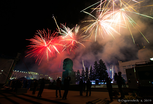 "��������� ����������". ����-��� ������������ 353 ����