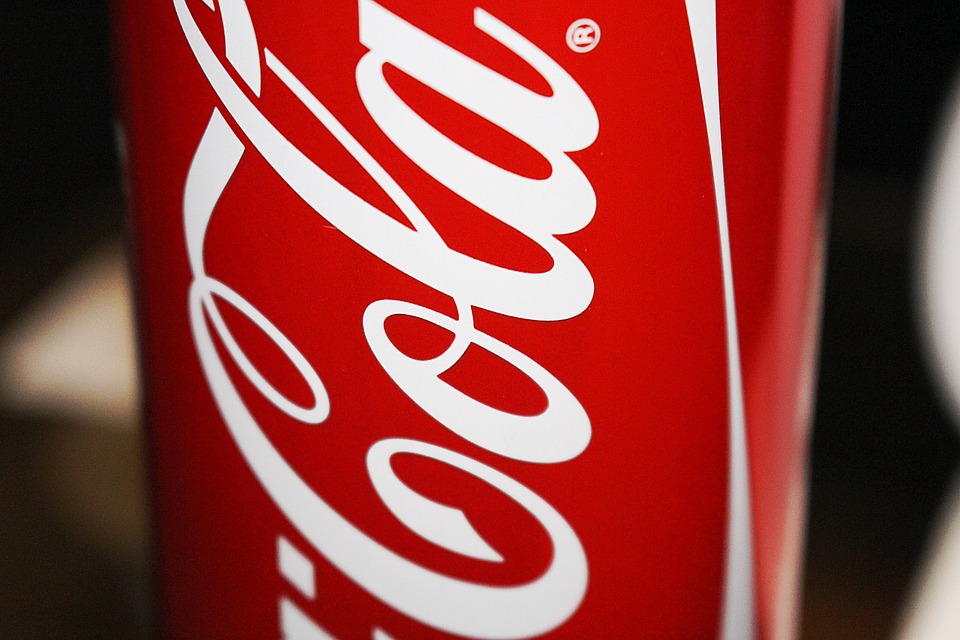    :  Coca-Cola      