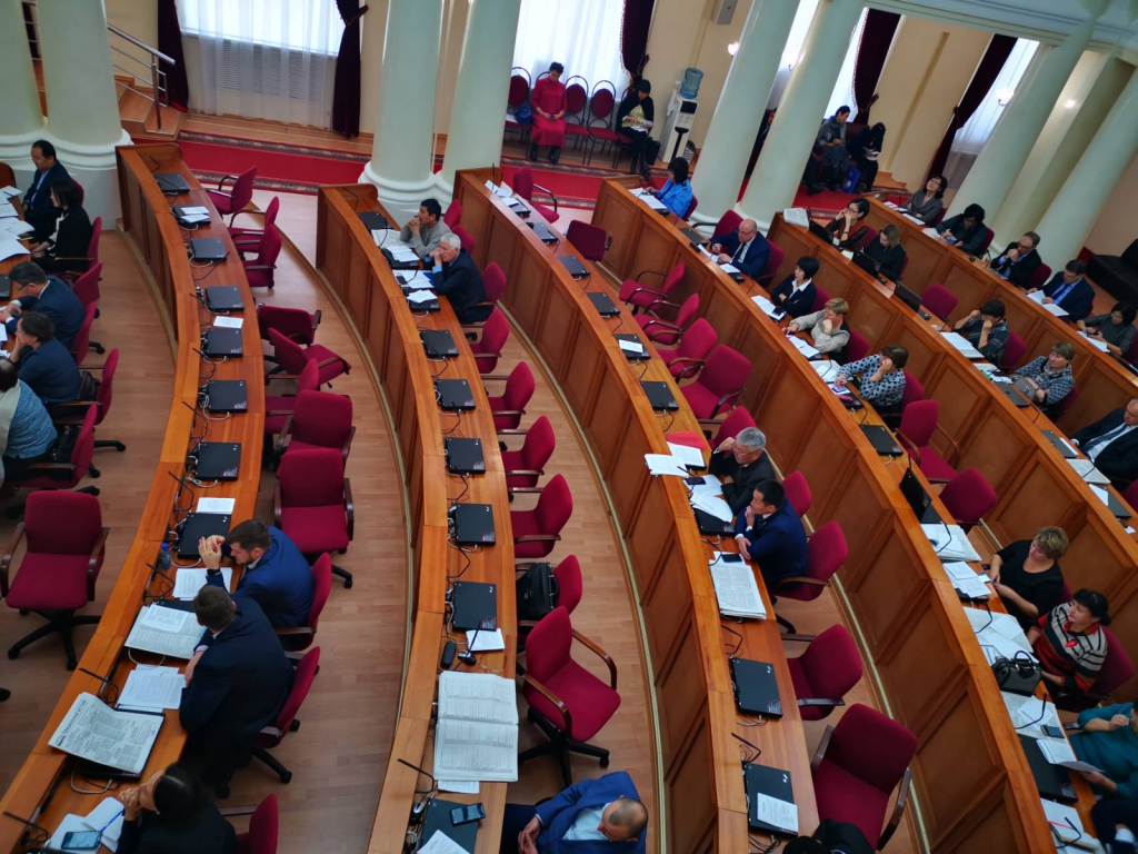 Дефицит бюджета Бурятии на 2020 год составит более 2 миллиардов