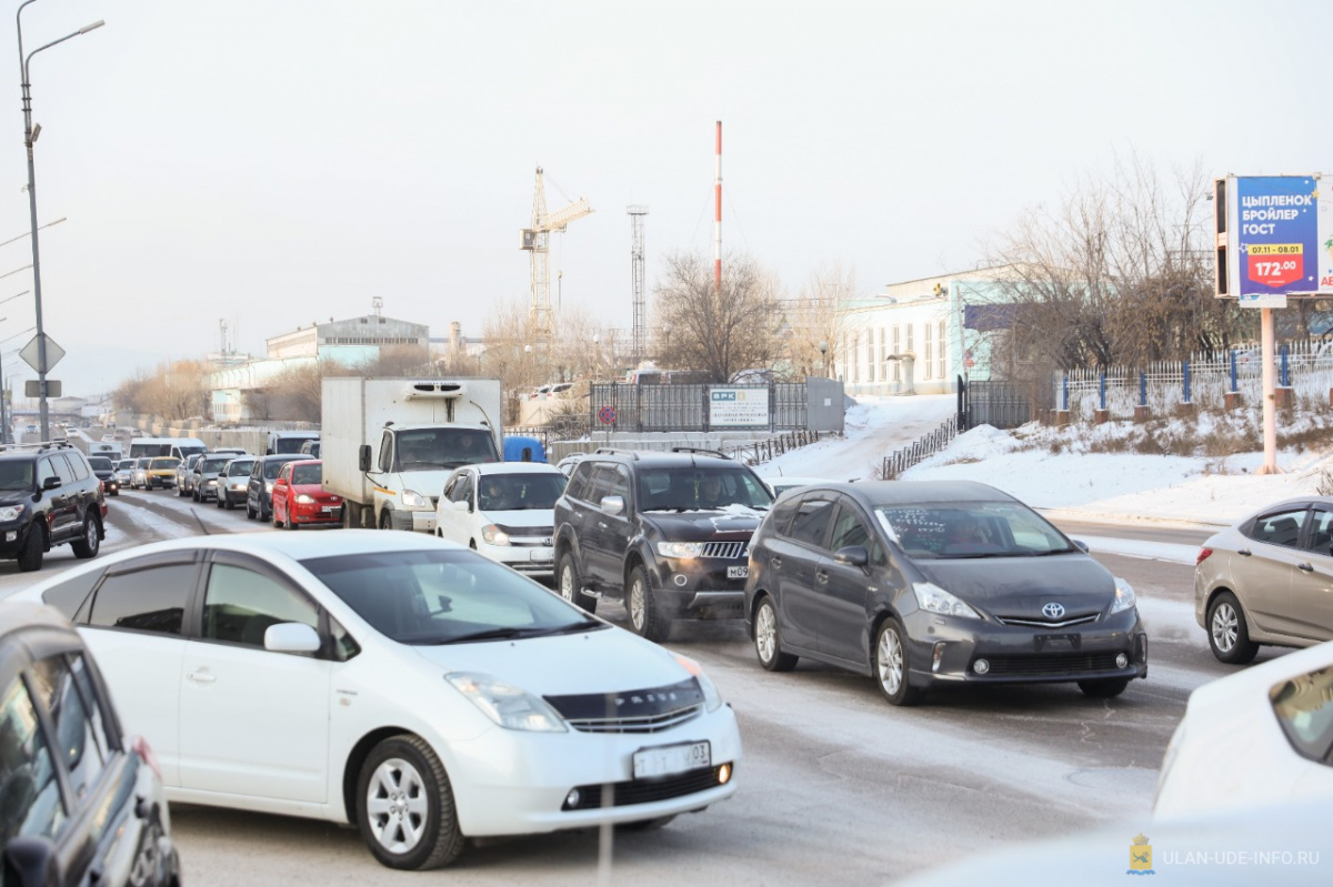 В Улан-Удэ начался период предновогодних пробок