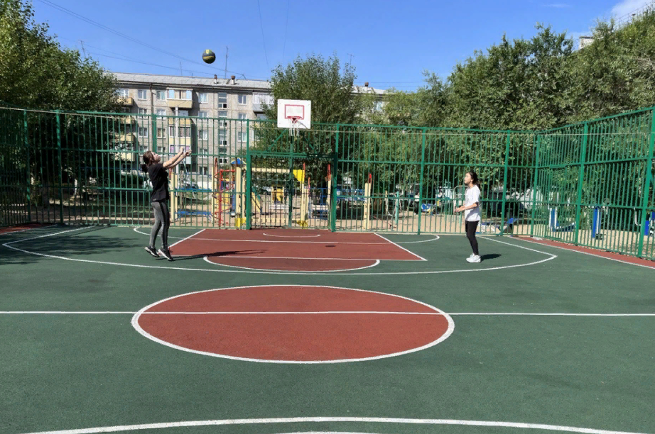 Спортивная школа улан удэ. Улан-Удэ спортивные площадки. 55 Школа Улан-Удэ. Школа 55 Улан Удэ фото
