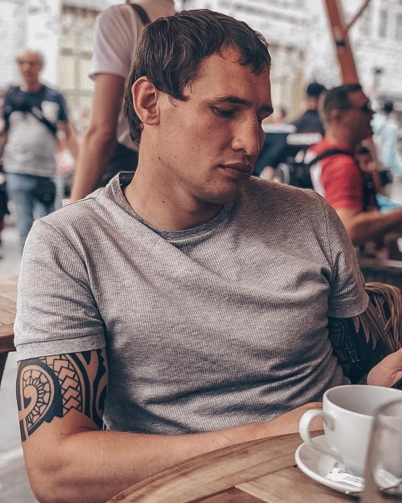 Руслан Файфер боксер