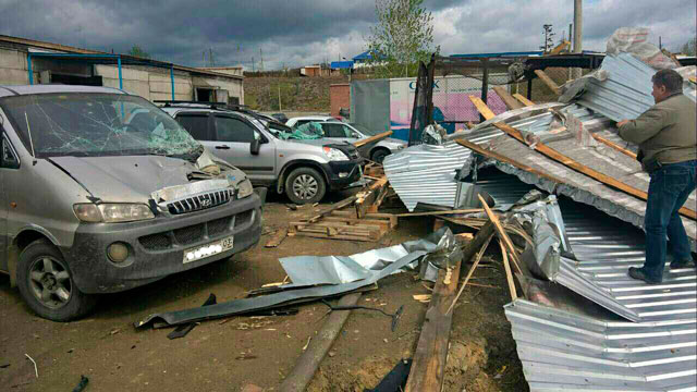 crashed-car.jpg